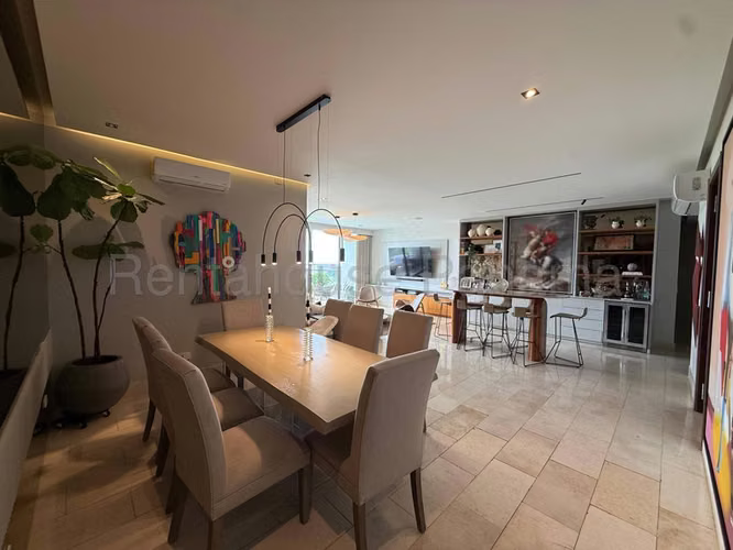 Apartamento en venta PH Greenview Santa Maria