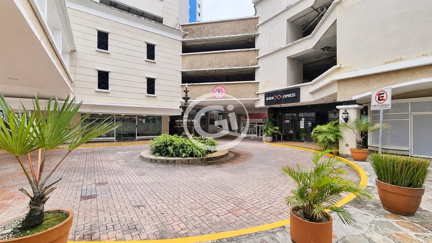 Venta Oficina Corporativa El Dorado. Amplios Espacios y Excelente Ubicación