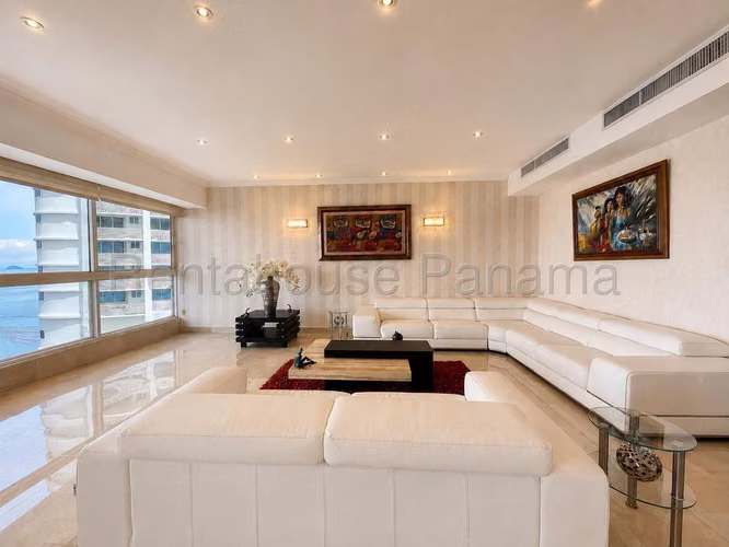 Apartamento en Alquiler en Costa del Este. PH ZEUS. 26LDC8882