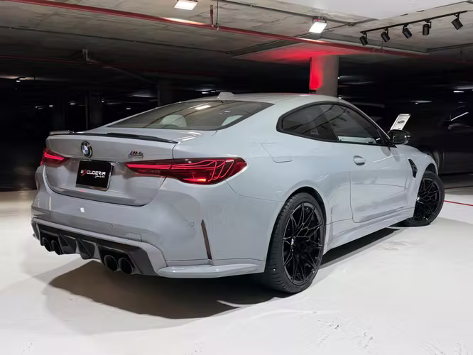 BMW M4 COMPETITION 2025