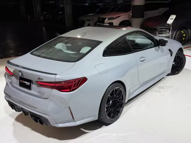 BMW M4 COMPETITION 2025
