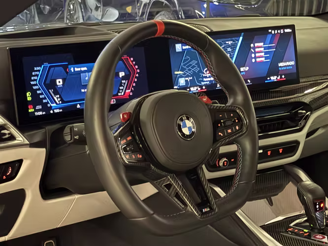 BMW M4 COMPETITION 2025
