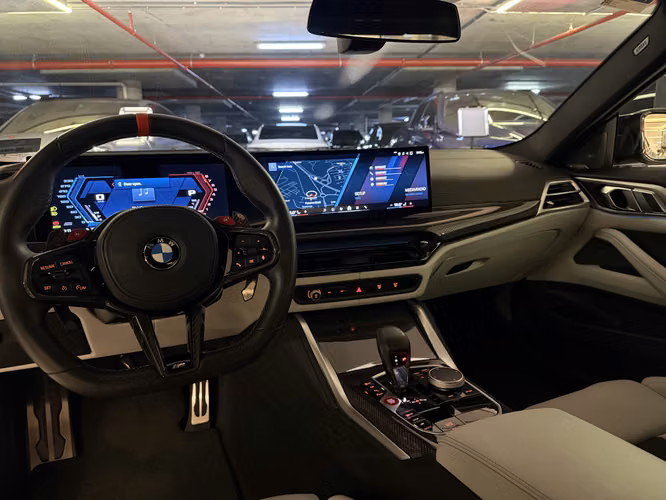 BMW M4 COMPETITION 2025
