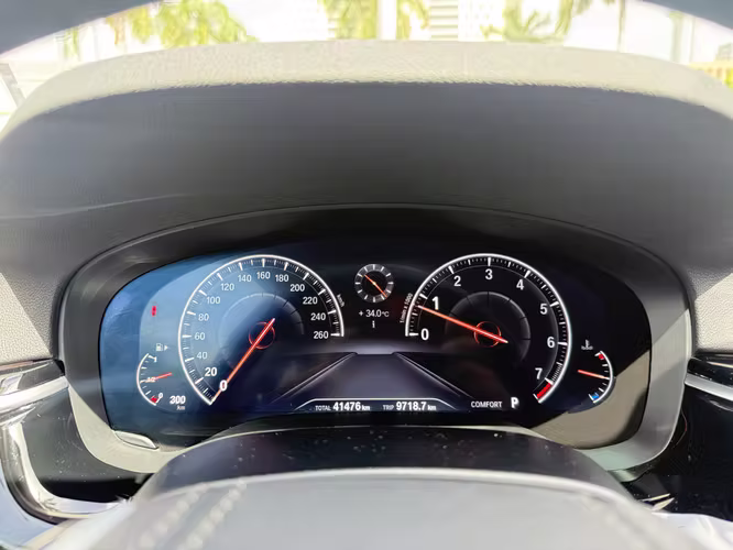 BMW 520i 2020 a solo $17,900 Negociable