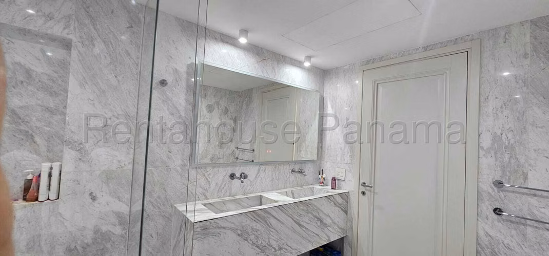 Se Vende Apartamento en San Francisco VLU27-425