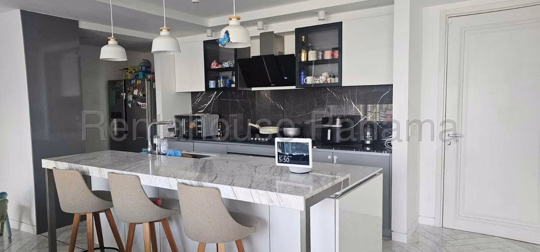 Se Vende Apartamento en San Francisco VLU27-425