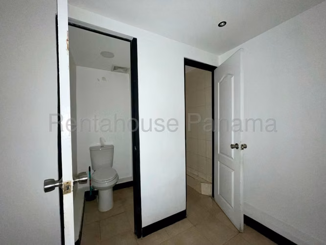 Alquiler Local Comercial en El Carmen 27YCG177