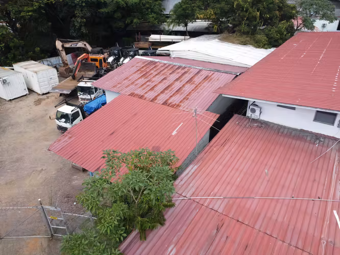 Se Vende Terreno Industrial o Comercial en Tumba Muerto