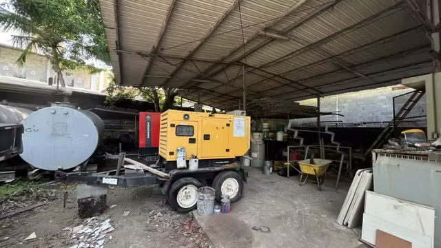 Se Vende Terreno Industrial o Comercial en Tumba Muerto