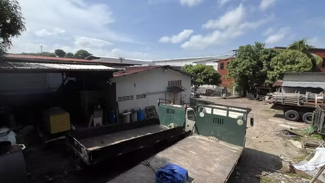 Se Vende Terreno Industrial o Comercial en Tumba Muerto