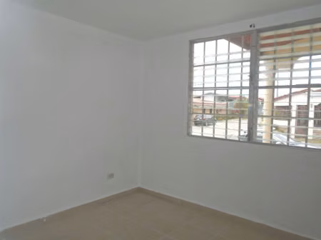 VENTA DE CASA ESQUINA EN BRISAS DEL GOLF