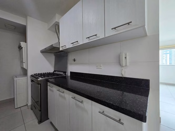 Alquilo Moderno Apartamento con Línea blanca - Imagen 3