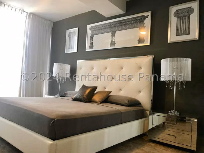 Alquilo Apartamento en Avenida Balboa LC26-155