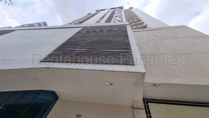 Apartment for rent in Paitilla LC26-6971