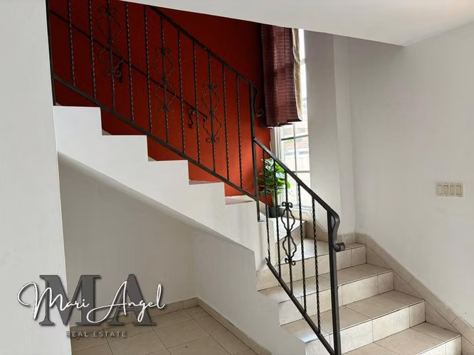 VENTA DE CASA EN CONDADO DEL REY
