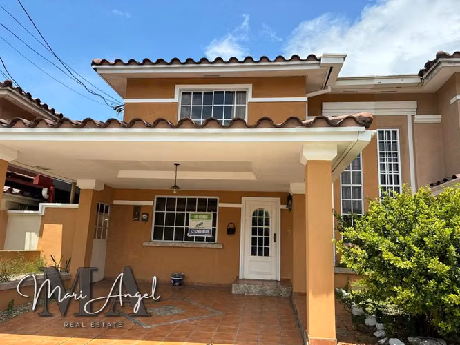 VENTA DE CASA EN CONDADO DEL REY