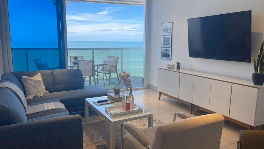 Apartamento con Vista al Mar en Alquiler en PH Ocean Waves, Nueva Gorgona