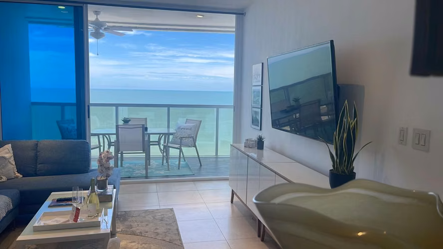 Apartamento con Vista al Mar en Alquiler en PH Ocean Waves, Nueva Gorgona