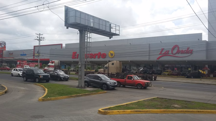 Alquiler | Local-25 Mts2 | Villa Zaita-Plaza La Onda y El Fuerte