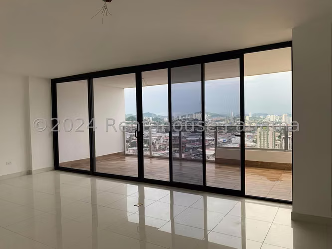 Apartment for Rent in El Cangrejo J689GRR