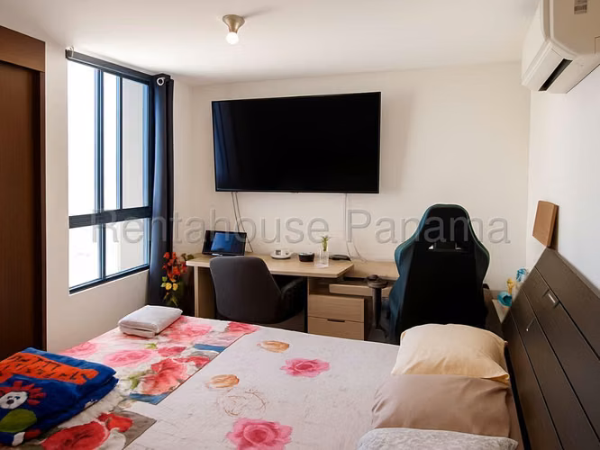 Cómodo Apartamento en Venta en Condado del Rey 26PPM3480