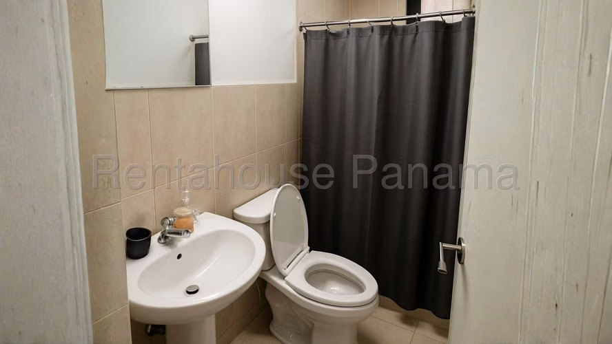 Cómodo Apartamento en Venta en Condado del Rey 26PPM3480