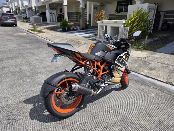 KTM RC