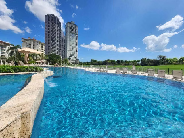 Apartment for Sale in Santa Maria