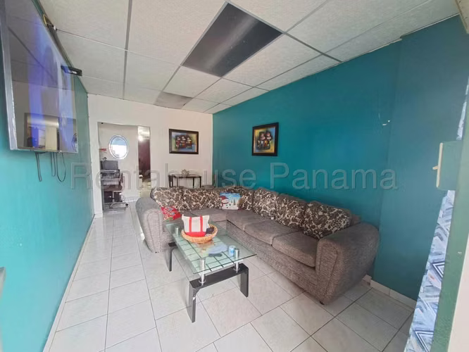 Se Vende Casa en Parque Lefevre DPA26-8191