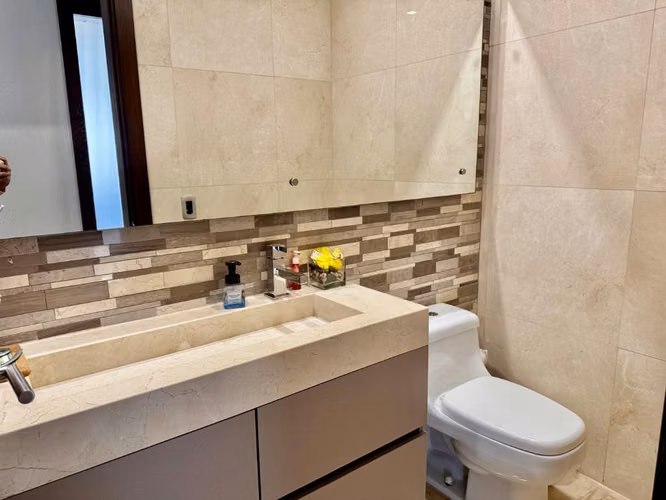 VENTA PENTHOUSE EN SANTA MARIA OPORTUNIDAD ec