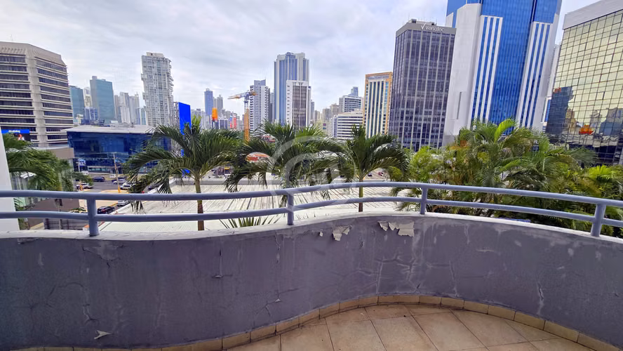 Venta Apartamento PH Galeria Uno Obarrio Remate Bancario 1,743 $/m2