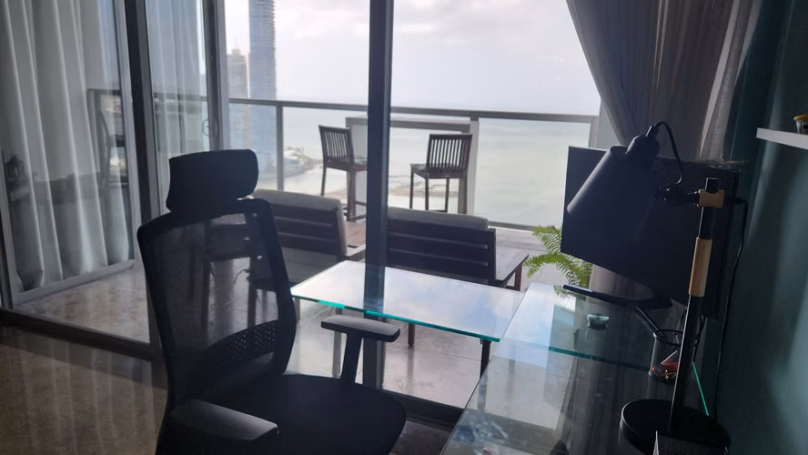 Se alquila apartamento en Arts and Yoo Panama