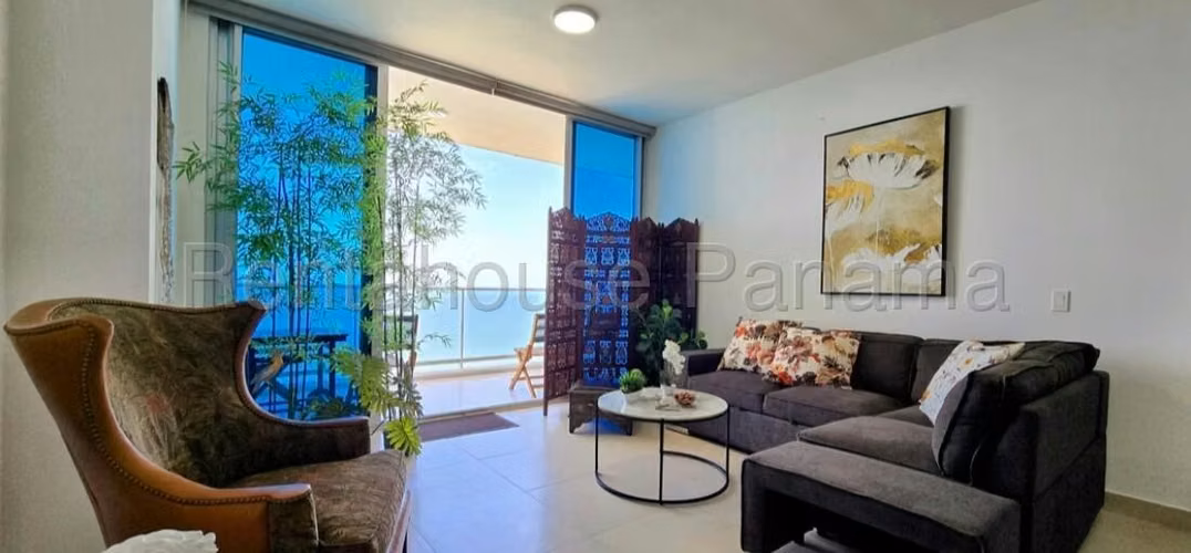 Se Vende Apartamento en Avenida Balboa MDV27-753