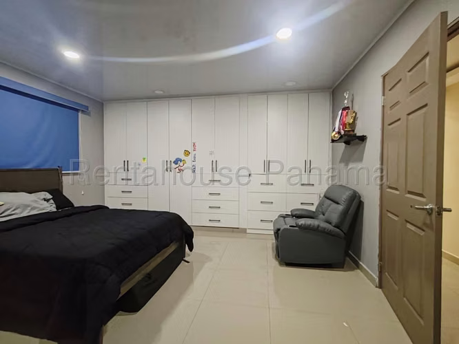 Casa en Venta en Río Abajo 26PPM7327