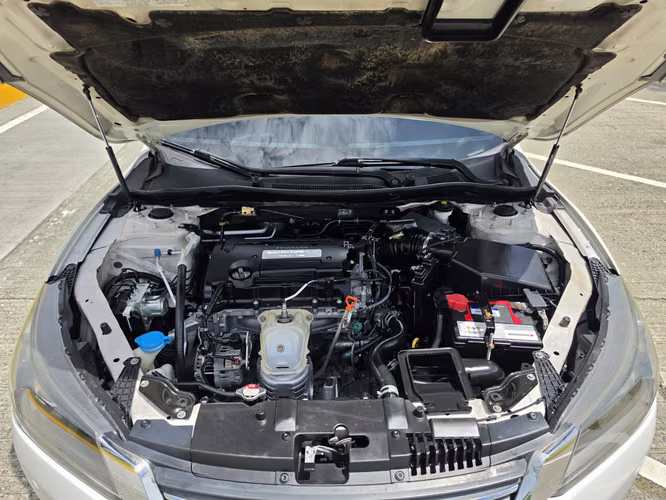 HONDA ACCORD 2013 COMPRADO EN AGENCIA IMPECABLE $8,400