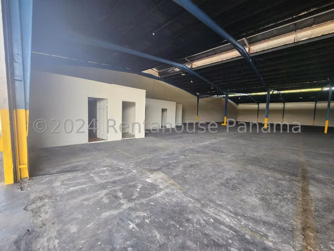 ALQUILO Galera en Colon 1200m2.