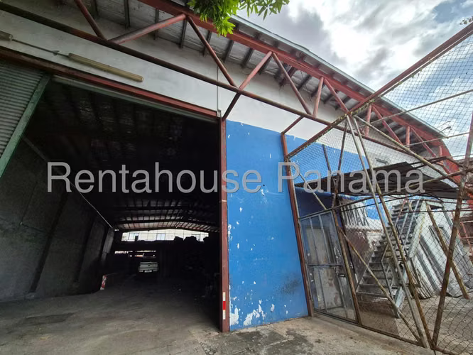 ¡Oportunidad en Río Abajo! Se vende galera en plena Vía España 6340m2