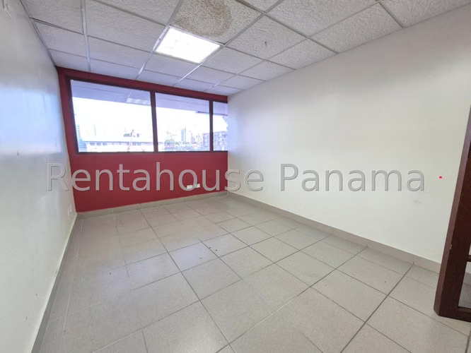 ¡Oportunidad en Río Abajo! Se vende galera en plena Vía España 6340m2