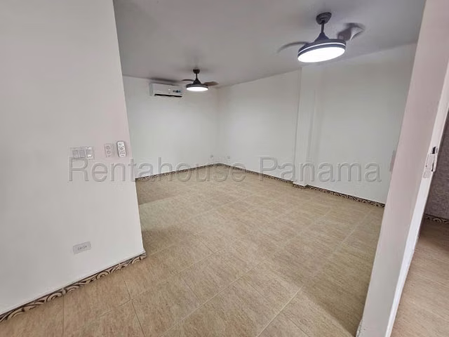 Venta de Casa Ph Villa Las Acacias en Don Bosco 26LBR9077