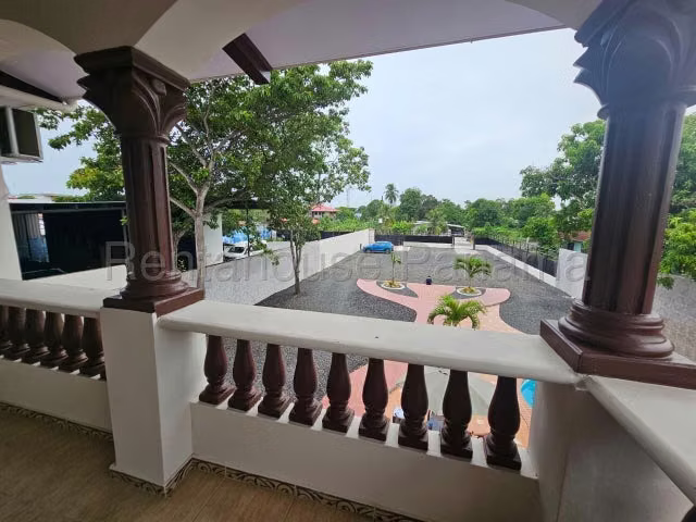 Venta de Casa Ph Villa Las Acacias en Don Bosco 26LBR9077