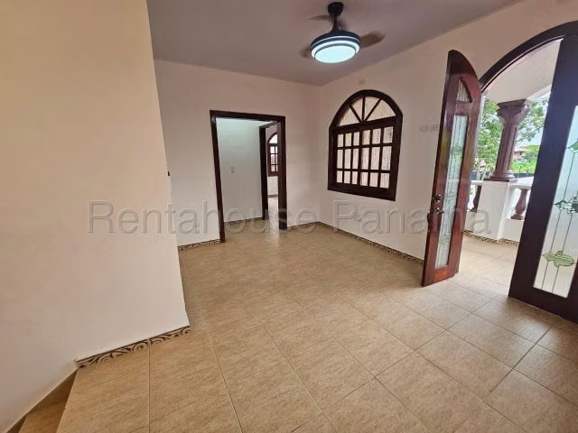 Venta de Casa Ph Villa Las Acacias en Don Bosco 26LBR9077