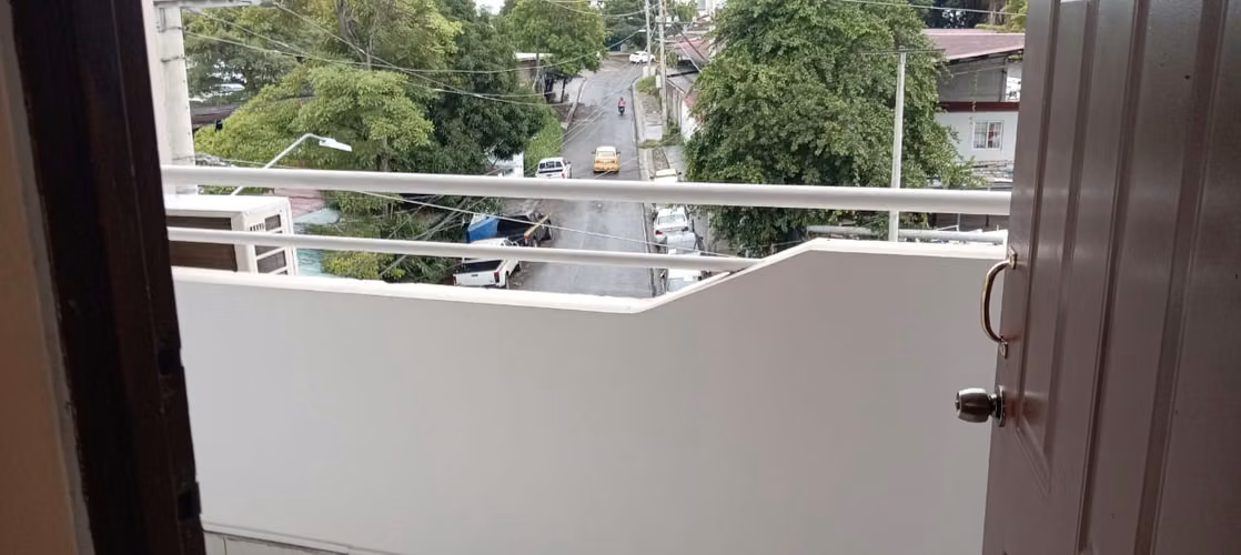 Apartamento en Carrasquilla cerca del Metro - Sin intermediarios - Imagen 6