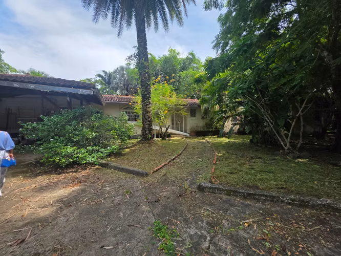 VENTA CASA EN LAS CUMBRE 1.800 m² DE TERRENO ID 836