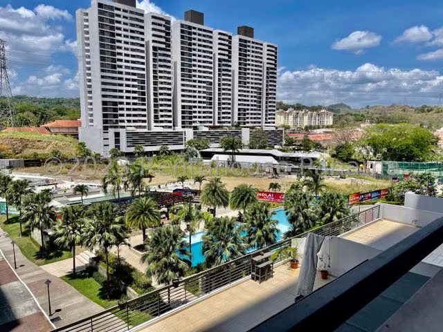 Venta de Apartamento  PH CONDADO COUNTRY CLUB en Condado del Rey  25LBR9914