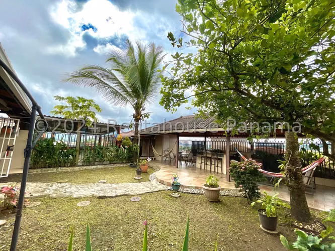 VENTA DE CASA EN VILLA ZAITA  - PRADERAS DEL ROCÍO