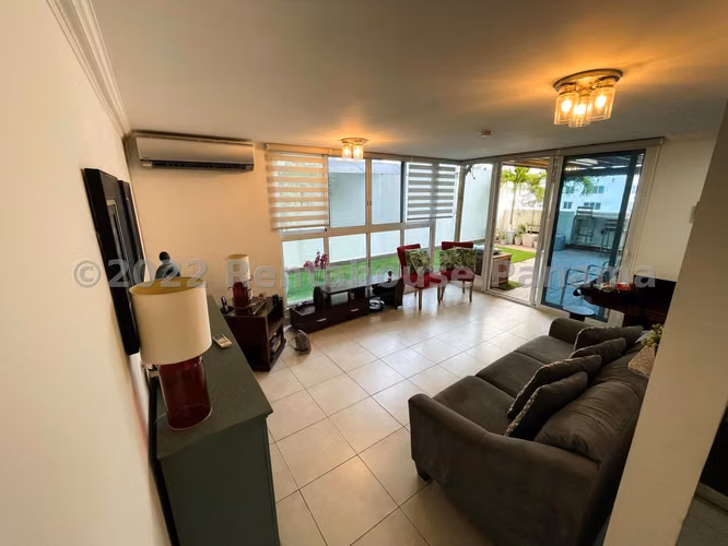 VENTA DE APARTAMENTO EN EDISON PARK  - PH BELVIEW TOWERS