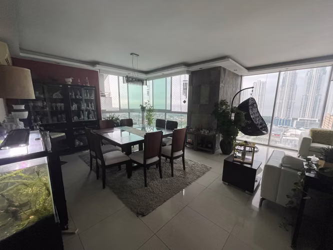 Vendo en Costa del Este Apartamento