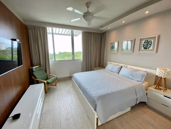 Venta de Apartamento Amoblado en PH Solea – Punta Barco