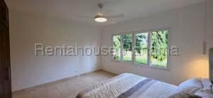 Alquiler de Casa con 740m2 en Cocoli PH Country Club 27-635SR