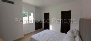Alquiler de Casa con 740m2 en Cocoli PH Country Club 27-635SR